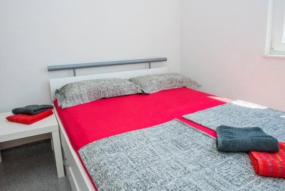 Apartment Vodice - Lovric Eksteriør billede