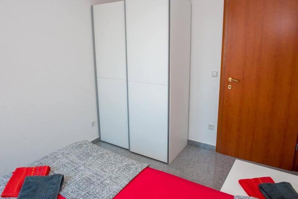 Apartment Vodice - Lovric Eksteriør billede