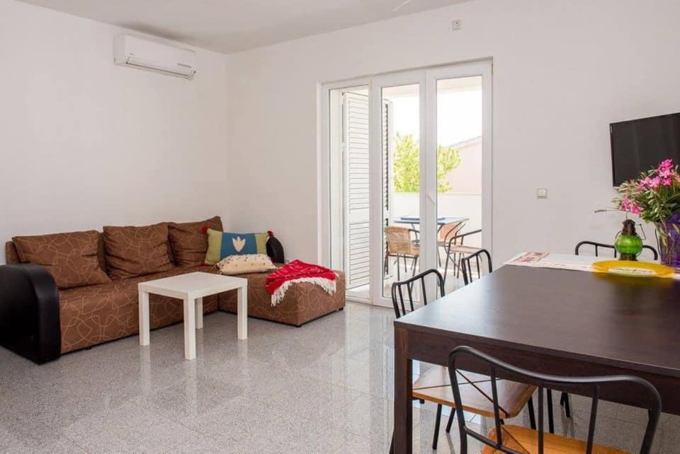 Apartment Vodice - Lovric Eksteriør billede