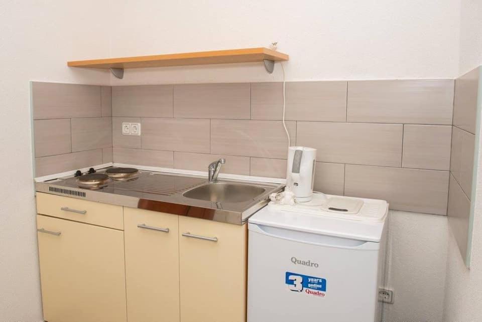 Apartment Vodice - Lovric Eksteriør billede