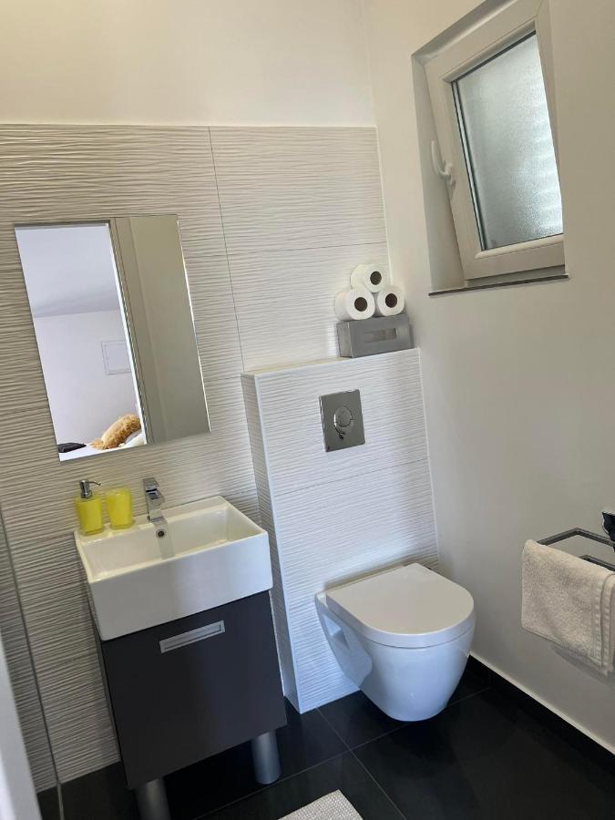 Apartment Vodice - Lovric Eksteriør billede